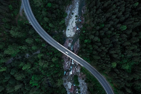 公路列车(看公路列车如何行走在中国大地上)